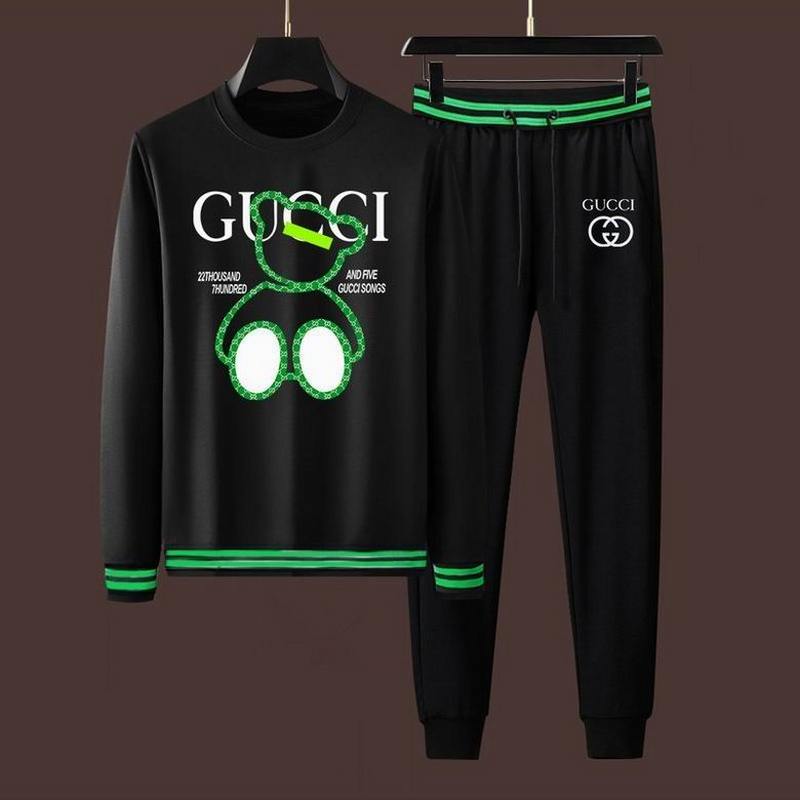 Gucci Men's Suits 380